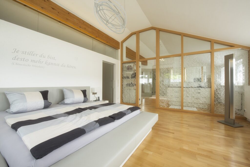 neu entstandene begehbare Ankleide