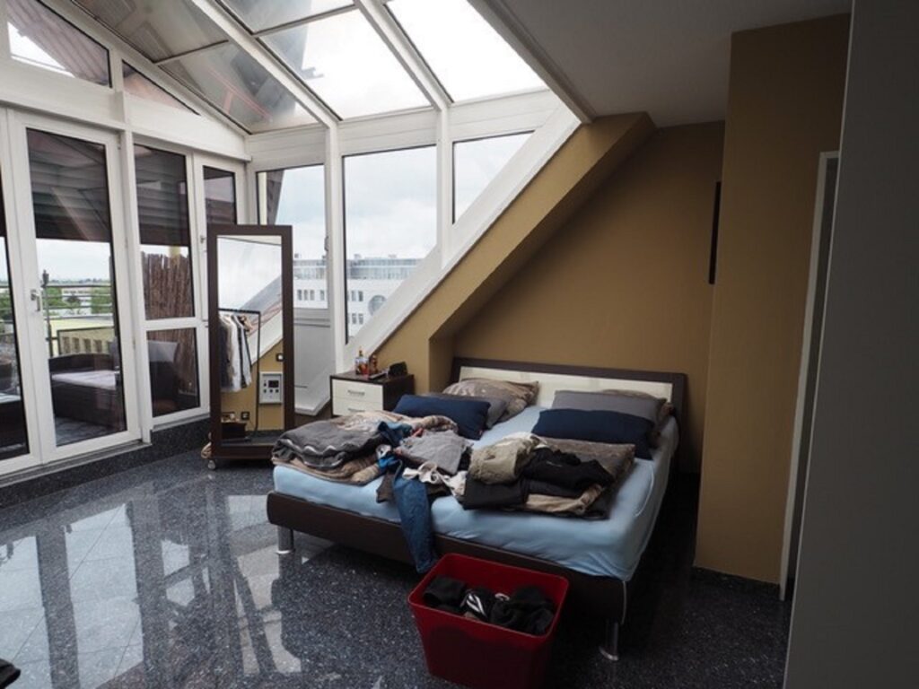 Dachgeschoss vor Raumplanung