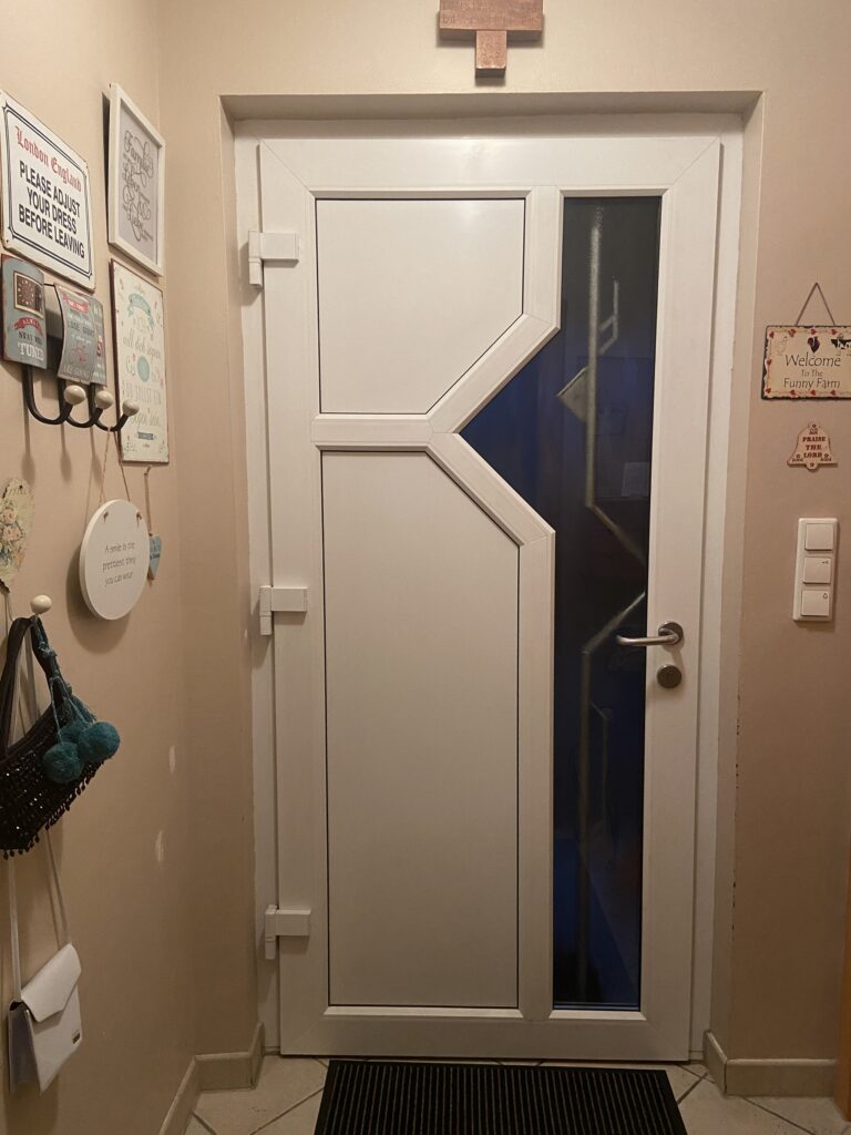 Mini-Flur funktional einrichten