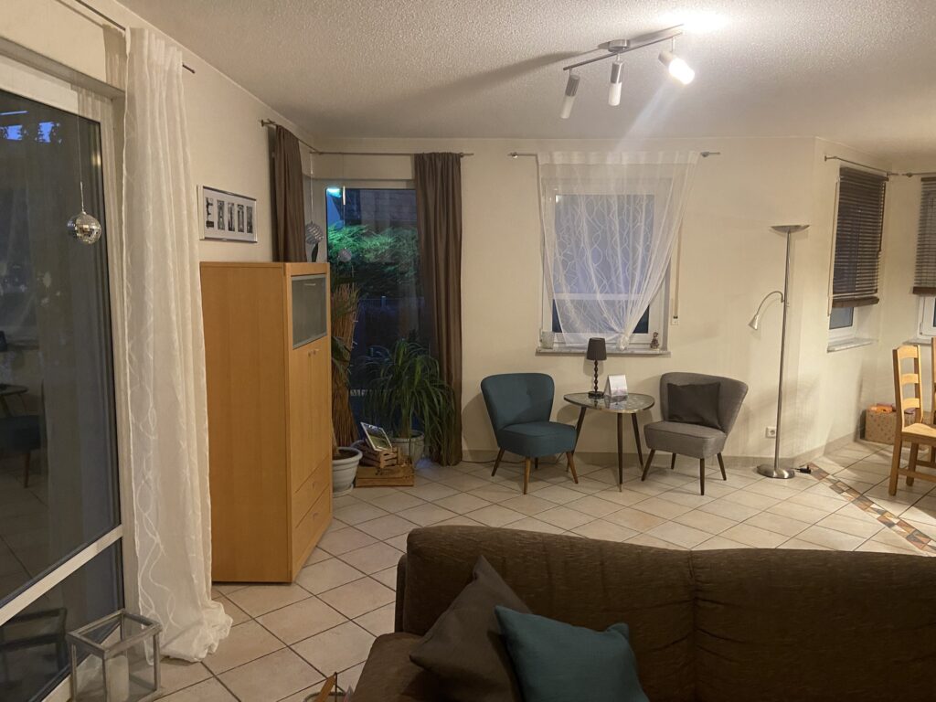 Wohnzimmergestaltung vorher